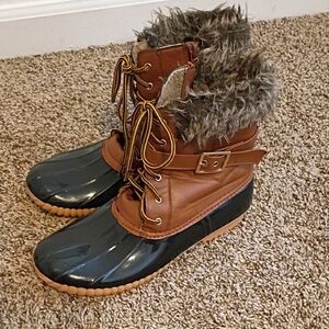 Cozy Fur-Lined Winter Boots for Women